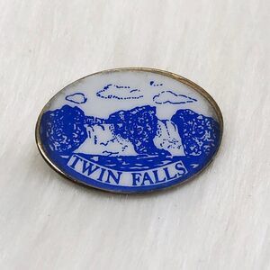 🔮‎ 5/$25 Vintage Twin Falls Idaho Pin